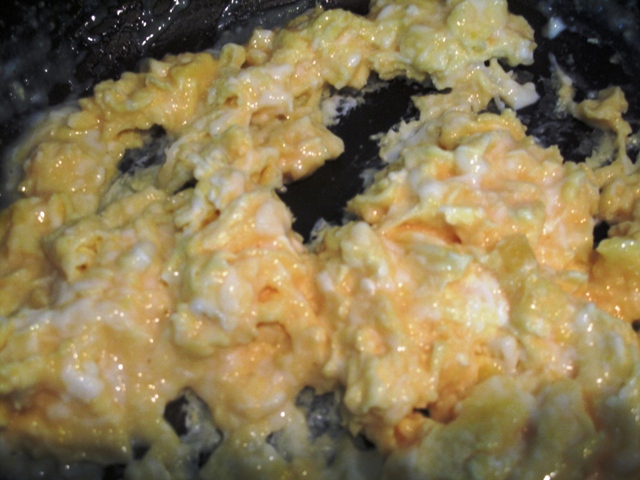 How to fry eggs - 3