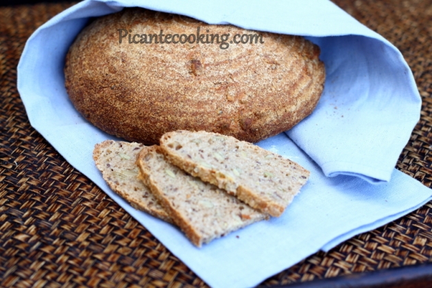 Ziarnisty chleb z mieszanki mąki - 5