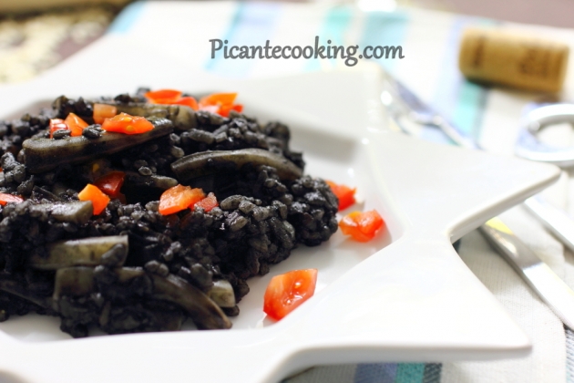 Czarny ryż z kalmarami (hisz. Arroz negro con calamares) - 10