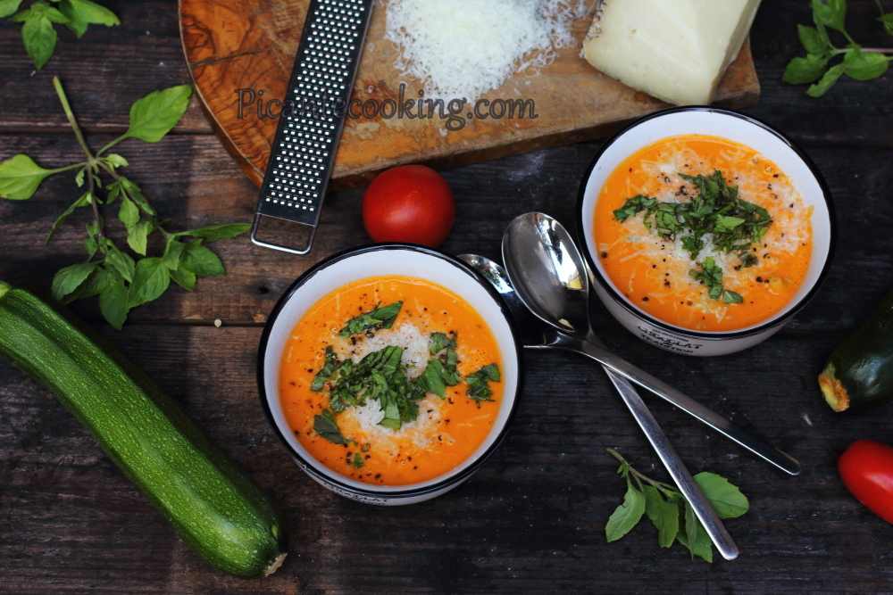 Крем-суп з цукіні та помідорів - 9
