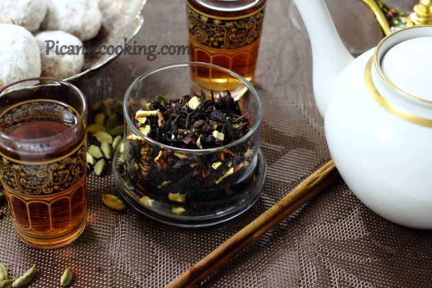 Aromatyczna herbata w stylu wschodnim