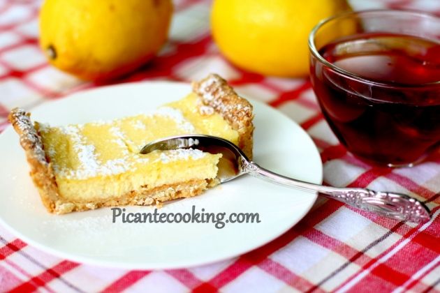 Лимонний тарт в ванільно-мигдальній оболонці