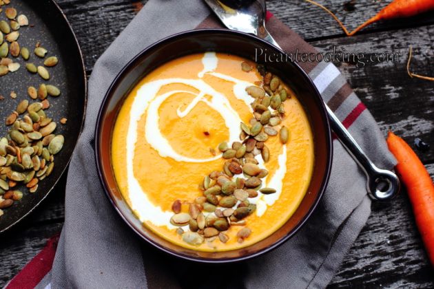 Marchewkowa zupa krem z imbirem i pomarańczą