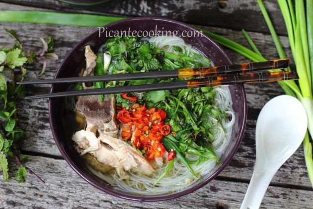 В'єтнамський суп Фо з індичкою