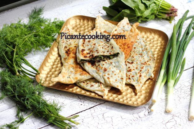 Ormiański chleb z ziołami (Zhengyalov Hatz)