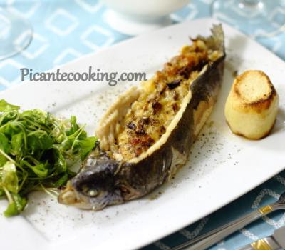 Trout roasted with mushrooms and cheese stuffing