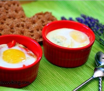 Jajka w kokilkach: 2 rodzaje