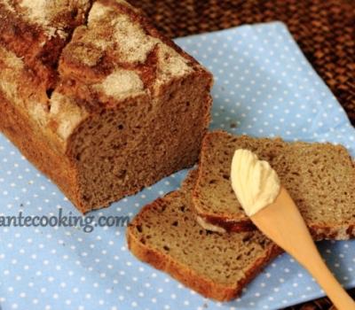 Bezdrożdżowy żytnio-pszenny chleb na zakwasie