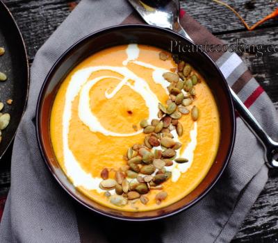 Marchewkowa zupa krem z imbirem i pomarańczą