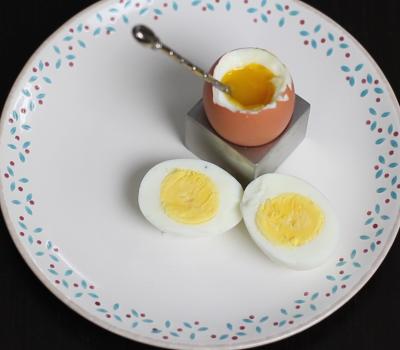 Як правильно варити яйця. Відео-техніка