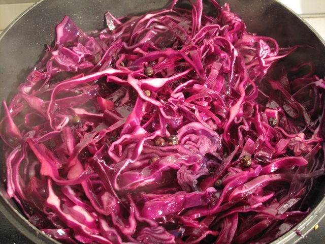 Braised red cabbage with orange juice - 3