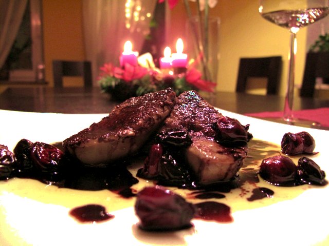 Seared foie gras with sour cherry sauce  - 4