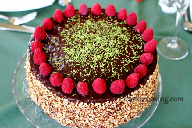 Шоколадно-малиновий торт - 22
