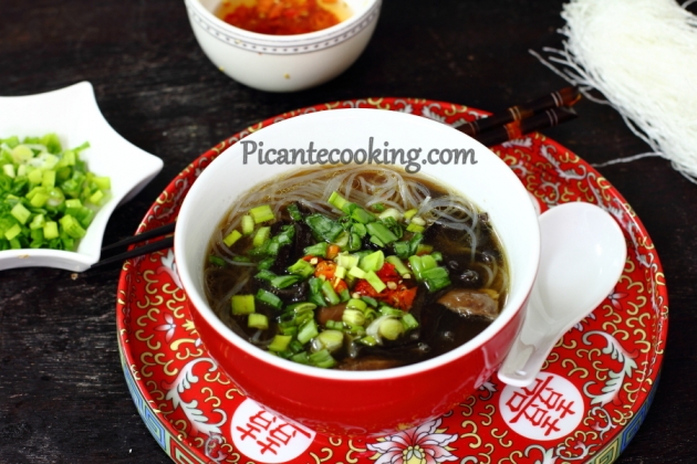 Lekka zupa z kurczaka w chińskim stylu - 7