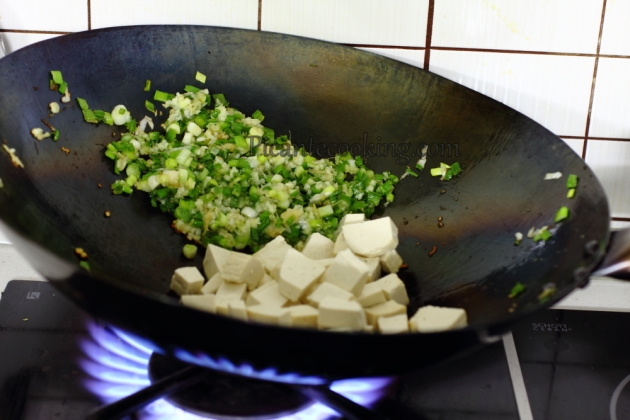 Makaron jajeczny z tofu i grzybami shiitake - 4