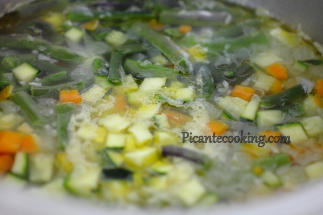 Letnia zupa minestrone - 5