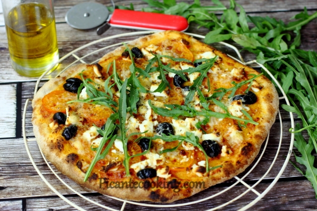 Pizza z kozim serem i oliwkami - 6