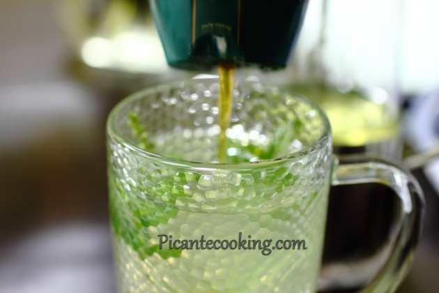 Зігріваючий м'ятний чай з імбиром та лимоном - 6