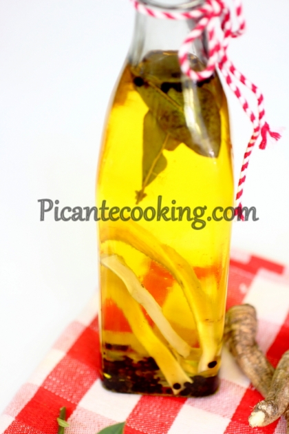 Olej słonecznikowy z chrzanem i liściem laurowym - 1