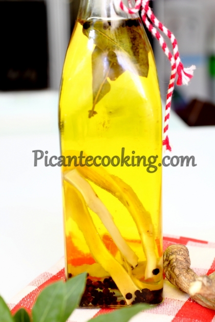 Olej słonecznikowy z chrzanem i liściem laurowym - 3