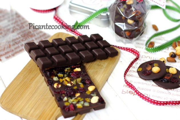 Шоколадні монетки та шоколадні плитки з додатками - 10
