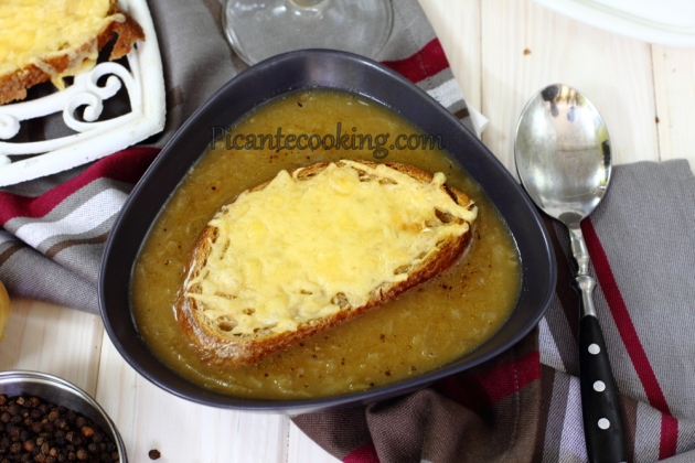 Французький цибулевий суп (Soupe à l'oignon) - 8