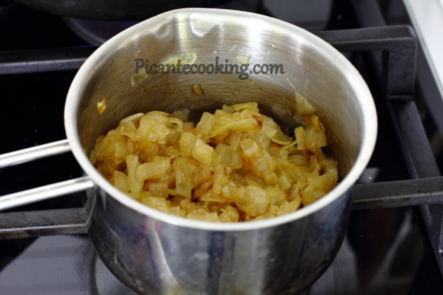 Pierogi z ziemniakami, tymiankiem i kozim serem - 2