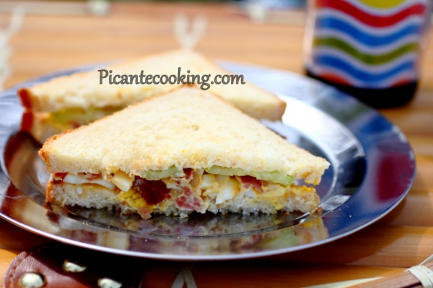 Sandwich z jajkiem na piknik lub śniadanie - 11