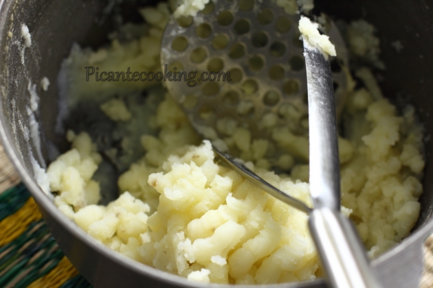 Картопляне суфле з тим'яном і беконом - 4
