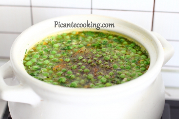 Zupa z zielonym groszkiem i wędzonką - 7