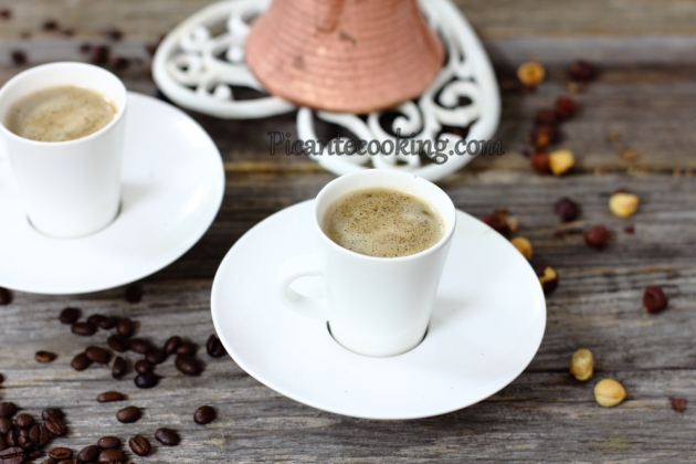 Kawa z orzechami laskowymi - 1