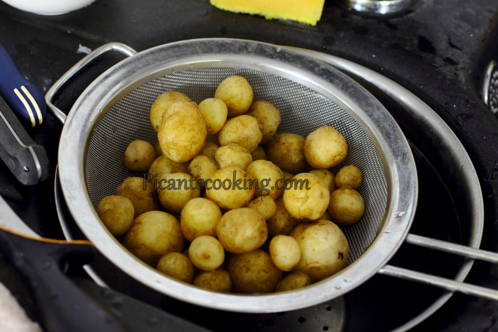 Młode ziemniaki w sosie śmietankowo-cytrynowym - 2