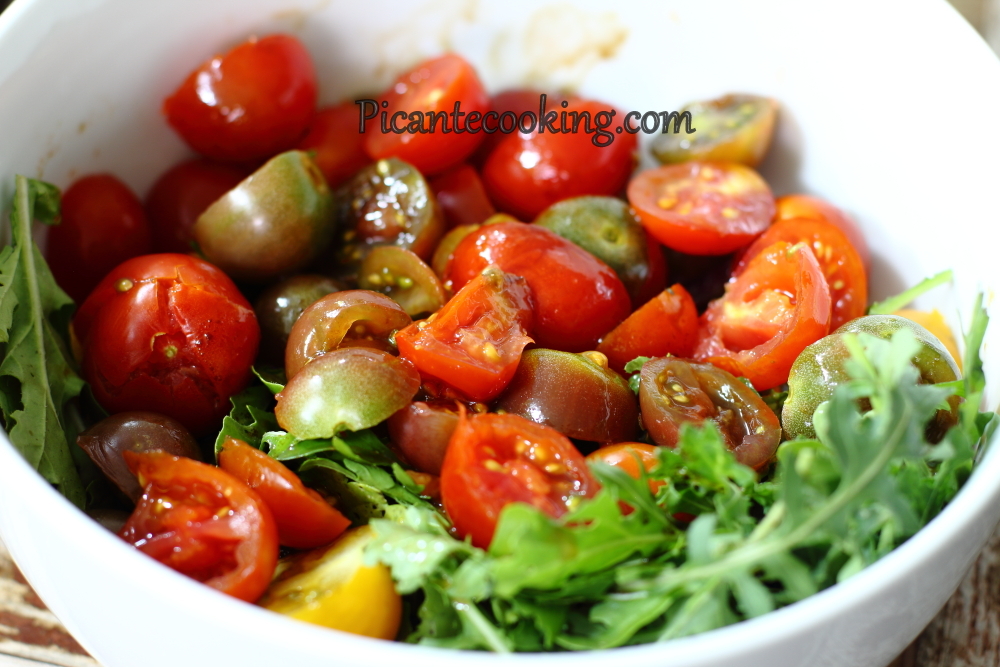 Мамин салат з помідорами черрі та Фетою - 4