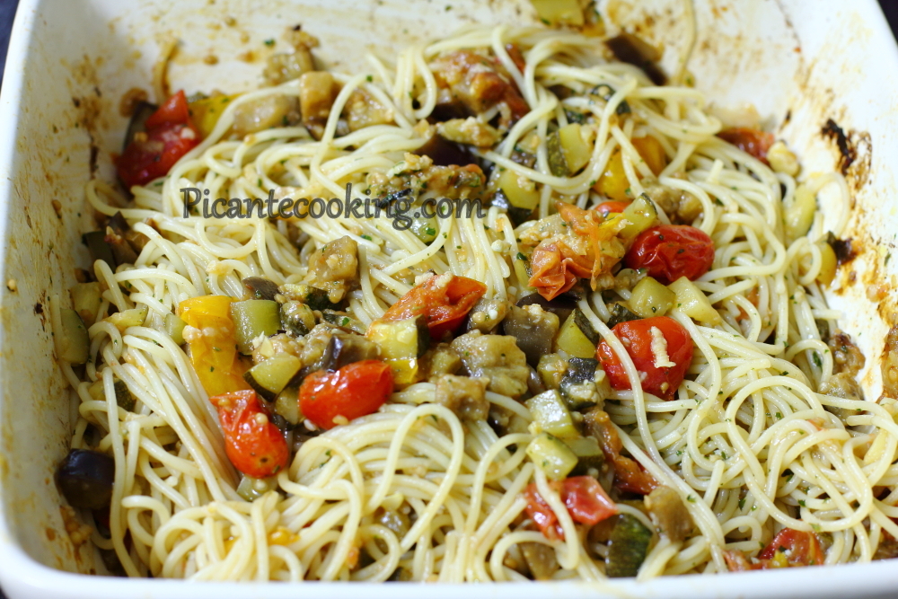 Spaghetti z pieczonymi warzywami - 6