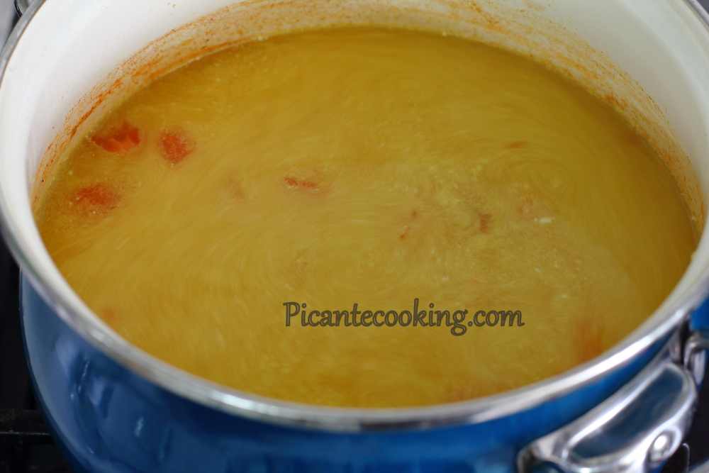 Рибний суп з куркумою та помідорами - 6