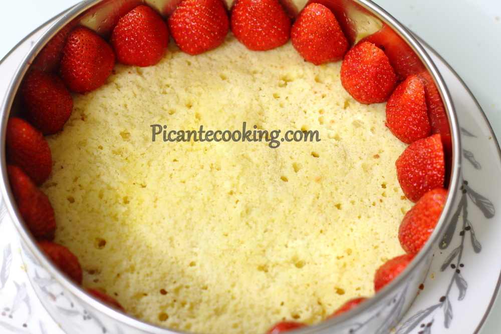 Tort fraisier z cytrynową nutką - 12