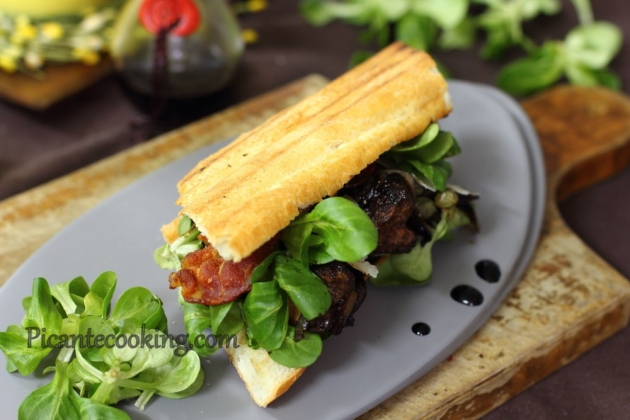 Sandwich z drobiową wątróbką z sosem balsamicznym - 12