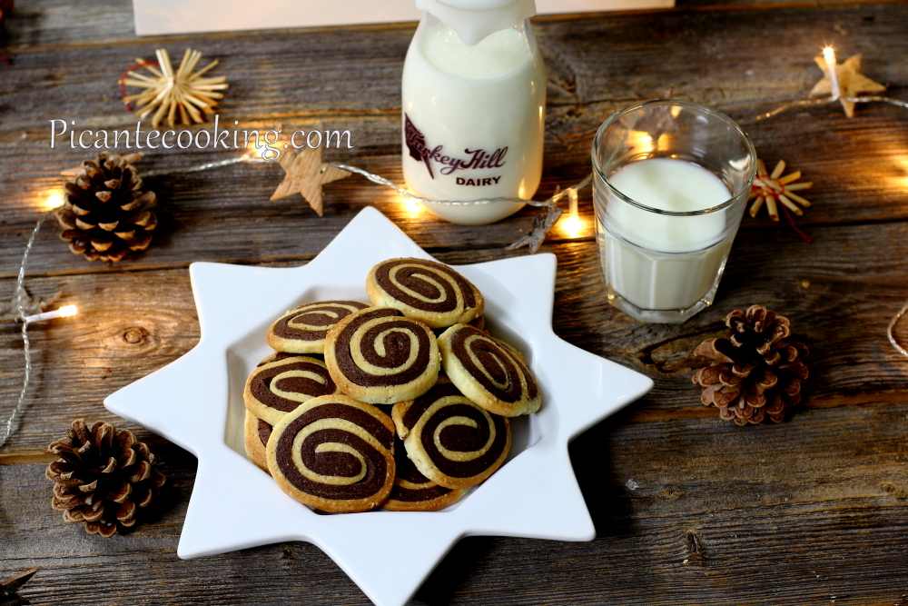 Спіральне печиво з мигдалем та шоколадом - 15