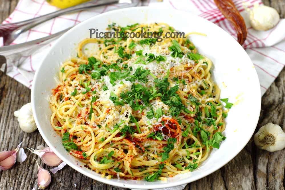 Макарони з часником та оливковою олією (Pasta aglio e olio) - 6