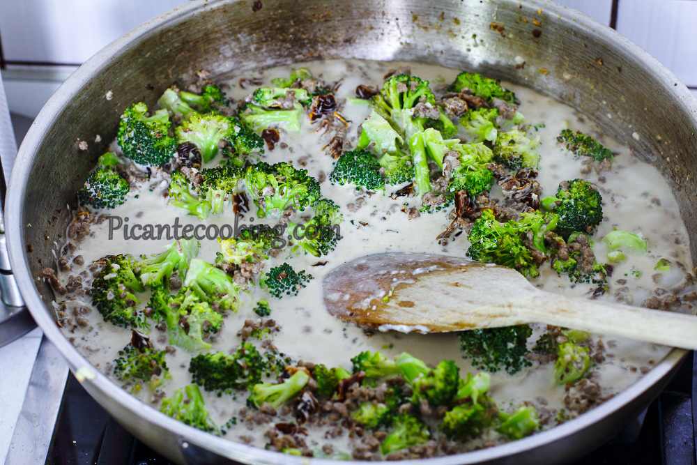 Makaron z brokułami i wołowiną - 5