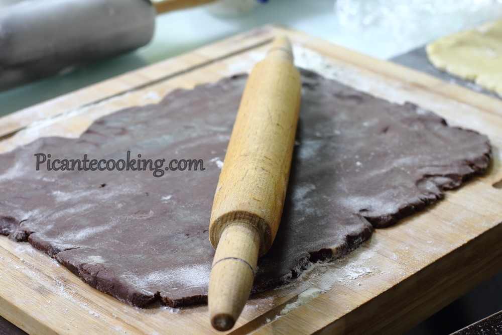 Spiralne ciasteczka z migdałami i czekoladą - 9