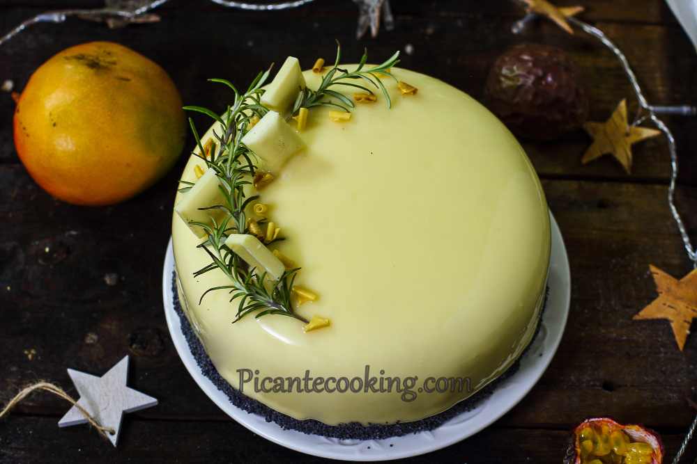 Musowy tort z marakują i mango - 1