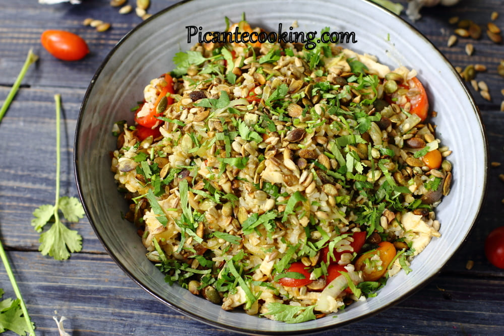 Sałatka ryżowa z kurczakiem i warzywami - 6