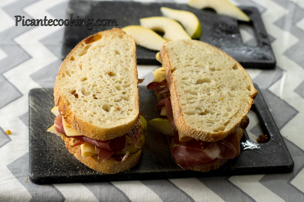 Sandwich z gruszkami i serem - 5